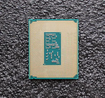 MSI MAG B860 Tomahawk WiFi1.png