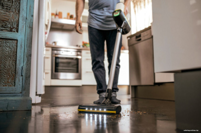 Пылесос Karcher VC 6 Cordless ourFamily 1.198-670.0  купить в интернет-магазине X-core.by
